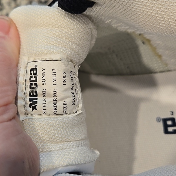 MECCA USA "SONNY" SHOES. SIZE 8.5. - Picture 9 of 9
